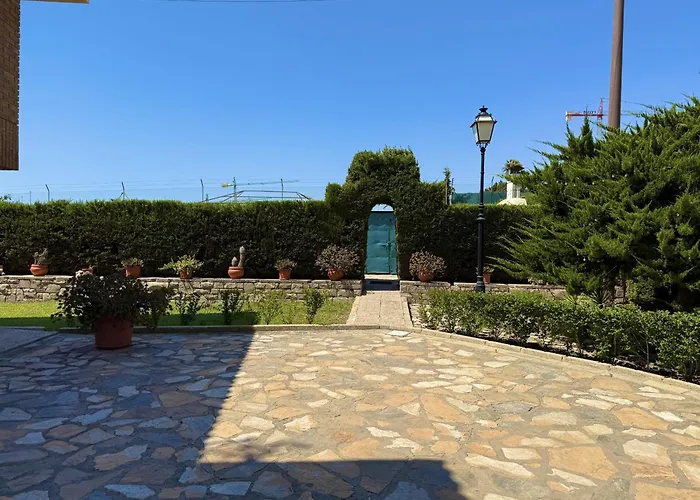 Ciguena By Gloove Alpehytte