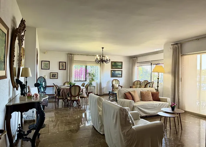 Ciguena By Gloove Alpehytte Alicante